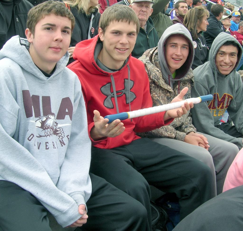 2014 boys relay at howard wood