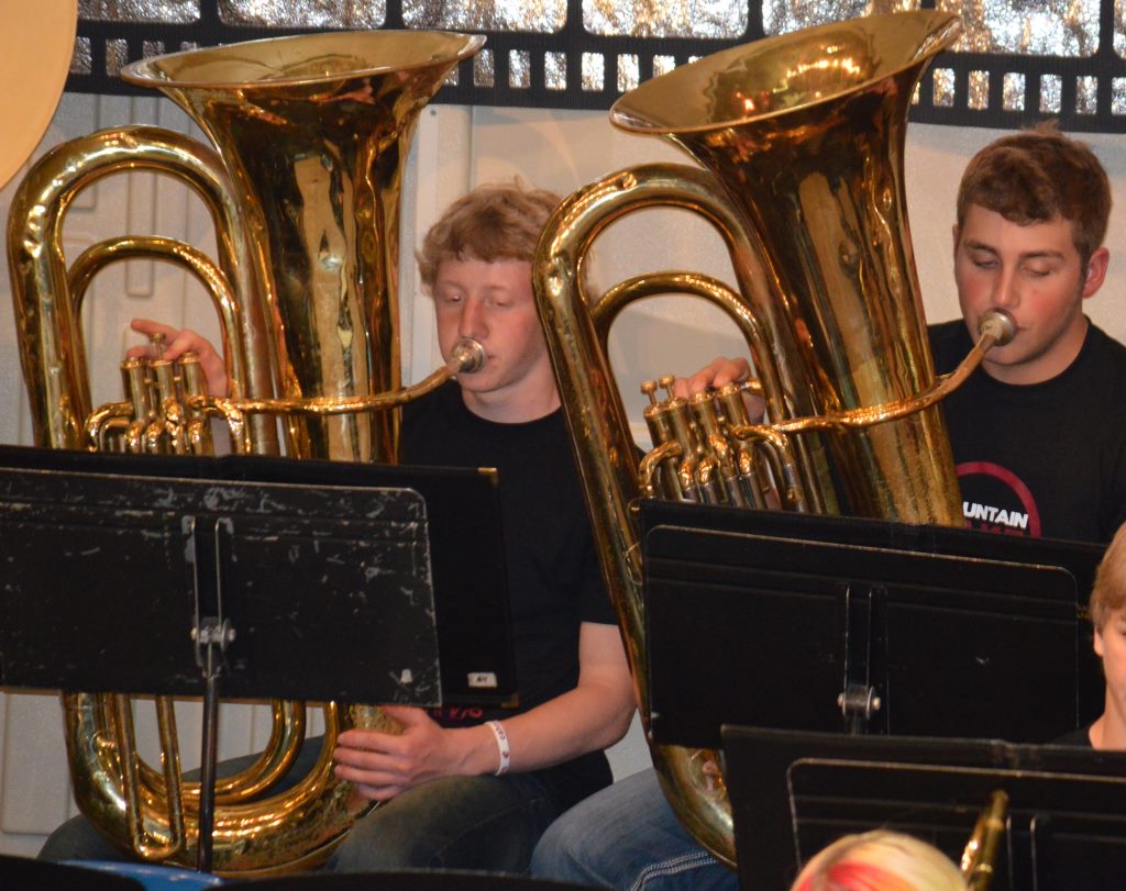 band - tubas