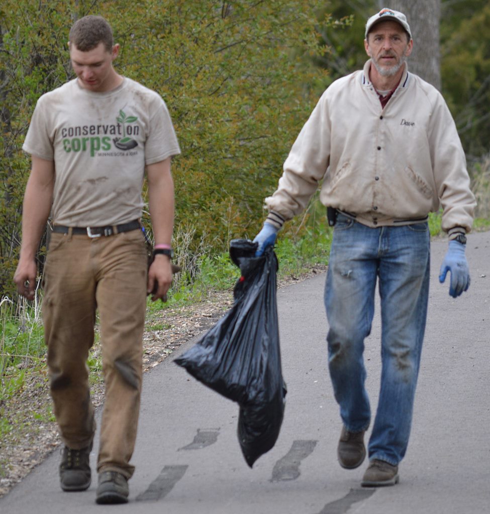 lake cleanup 5