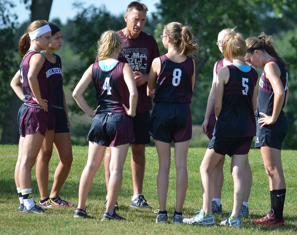 girls huddle