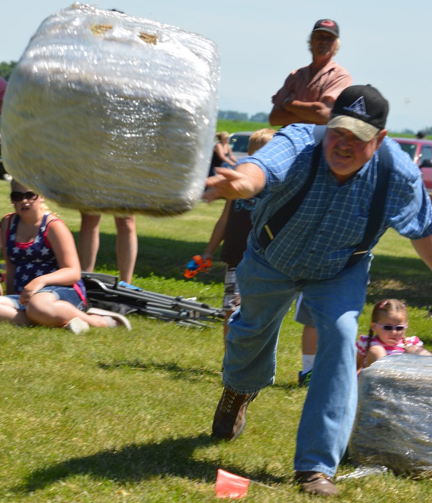 sizzler brian romsdahl bale toss